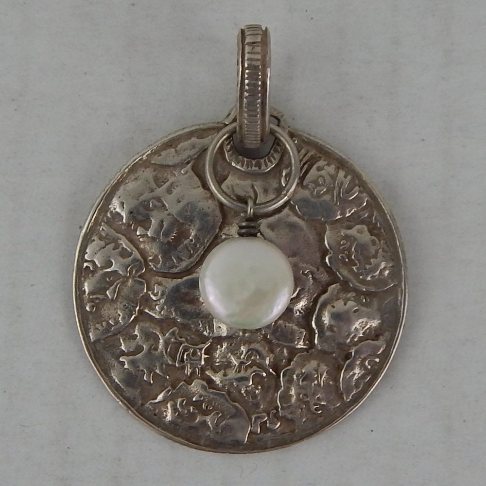 Silpada Pendant S1955 Silver Coin Pearl~1.5" Diam.